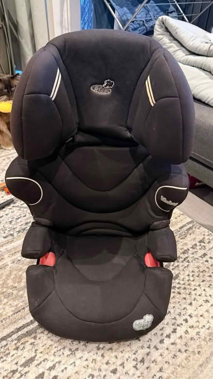 Photo of free Car seat (Watford/Leavesdon) #1
