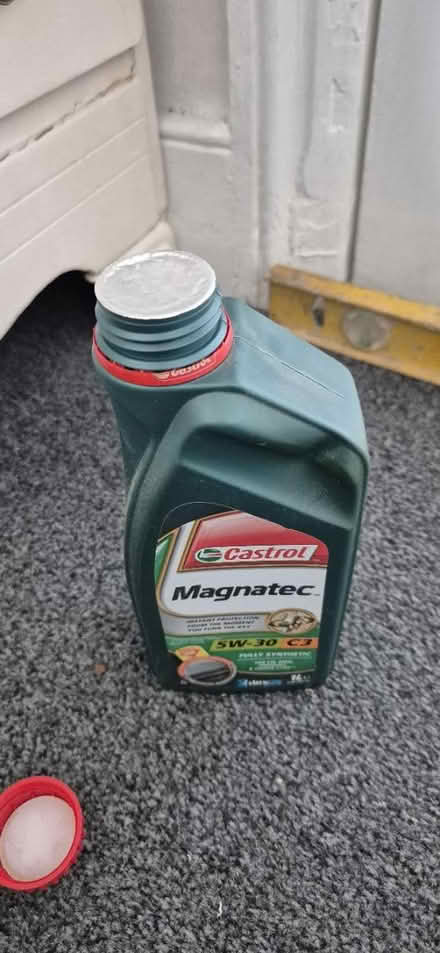 Photo of free Car oil (E17) #1