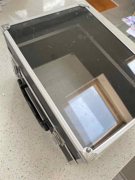 Photo of free Small chest (Earley RG6) #2