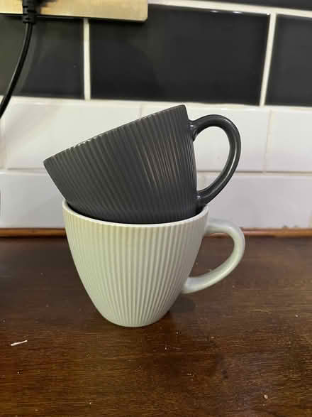 Photo of free Set of 6 mugs (GU9) #4