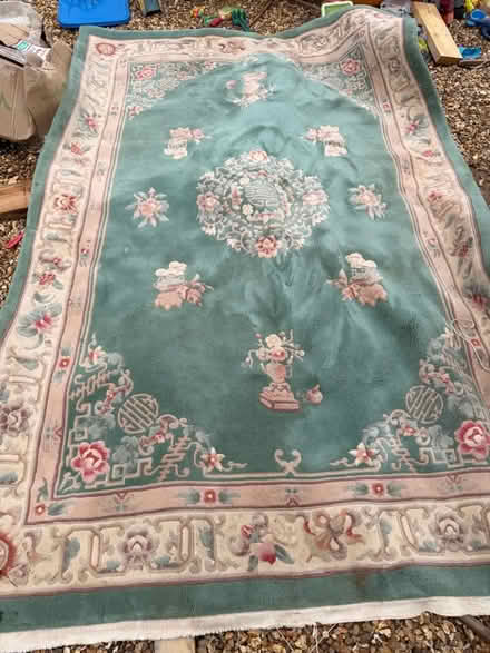 Photo of free Green rug (Kingston Bagpuize OX13) #3