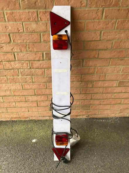 Photo of free Light Bar With Longer Cable For Towing (Leigh Park BA13) #1