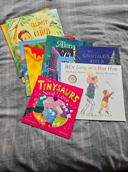Photo of free Mixed kids books, games, pens (CR0) #3