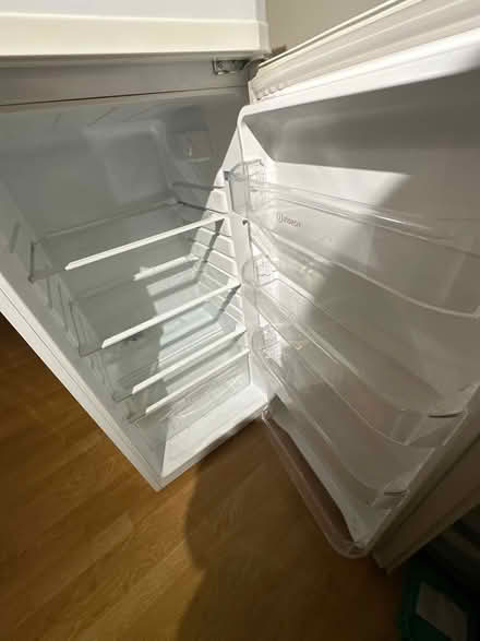 Photo of free Fridge Freezer (Byfleet KT14) #4