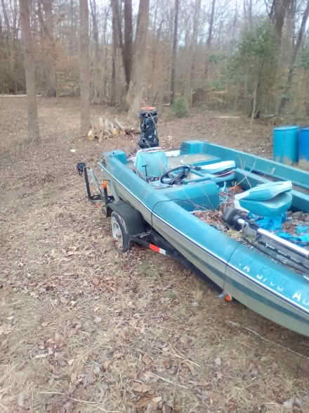 Photo of free Old monarch MCfast5 (Stafford Virginia) #2