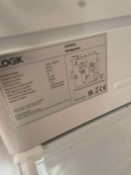 Photo of free Fridge freezer like new (Mold CH7) #4