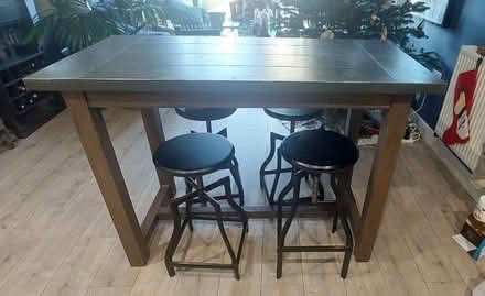 Photo of free Table and 1 stool (Woodberry Down Estate N4) #1