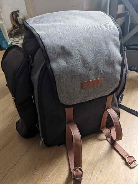 Photo of free Picnic backpack set (Wavertree L15) #2