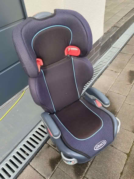 Photo of free Child Car Seat for 15-36kg Graco (Yateley GU46) #2
