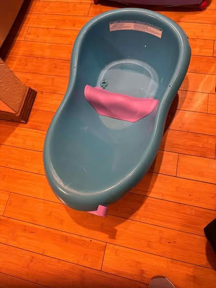 Photo of free YoNanna, Walker, Baby Tub (South Tigard) #3