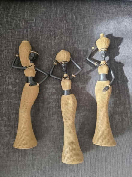 Photo of free 3 x ladies (SG18) #1