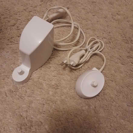 Photo of free 2xbraun oral b toothbrush chargers (Northend) #1