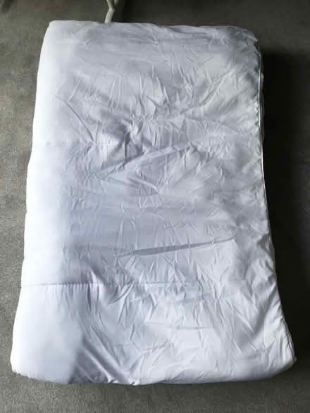 Photo of free King size duvet (Gleadless Townend S12) #1