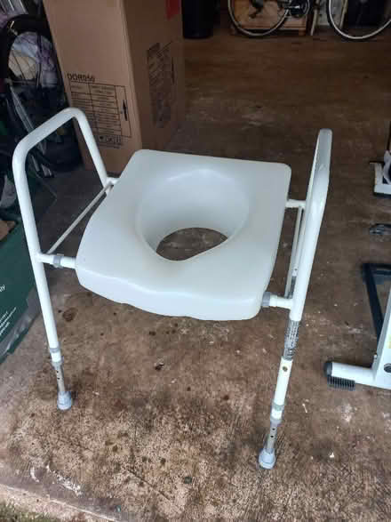 Photo of free Raised Toilet Seat (Berrier CA11) #1
