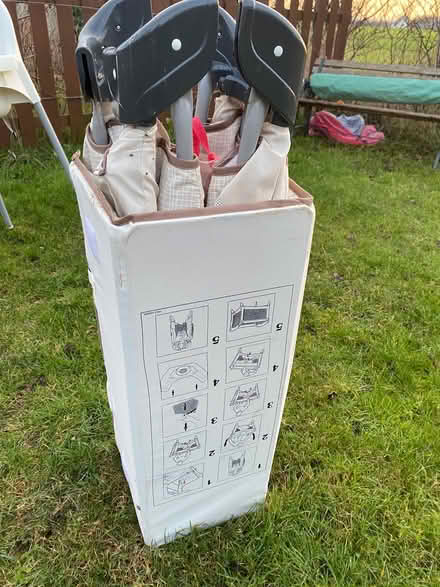 Photo of free Travel cot (Bassingbourn-cum-Kneesworth SG8) #1