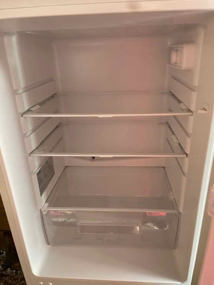 Photo of free Fridge freezer like new (Mold CH7) #3