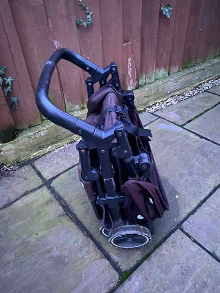 Photo of free Travel pram (Bassingbourn-cum-Kneesworth SG8) #1