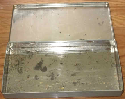 Photo of free Vintage Cadbury's tin A Garden in Bournville Garden (Kingsway) #3