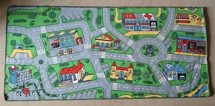 Photo of free Large playmat - road design (Twickenham (St Margarets) TW1) #1