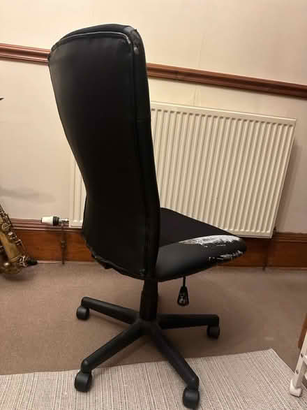 Photo of free Office chair - height adjustable (Bellevue EH7) #3