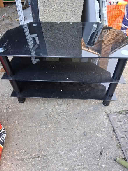 Photo of free Tv unit (Hitchin SG4) #1