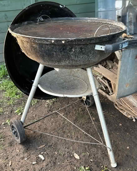 Photo of free BBQ (Cosham PO6) #2