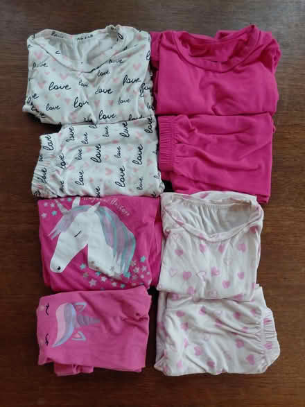Photo of free Pyjamas 2-3yrs girls (Twyford RG10) #1