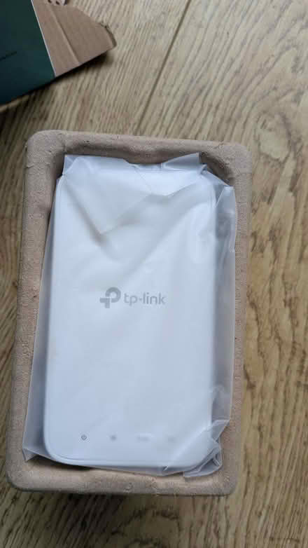 Photo of free Wi-Fi extender, new (Dublin 16, near Ballyboden Rd) #2