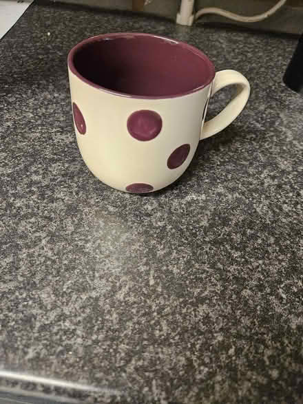 Photo of free Purple spotted mug (Liphook) #1