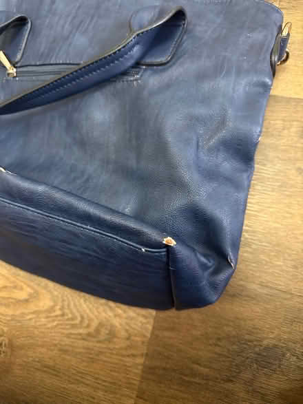 Photo of free Blue zip top convertible shoulder/handbag (Common Edge FY4) #4