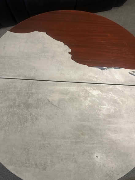 Photo of free Round table (Luton LU3) #2