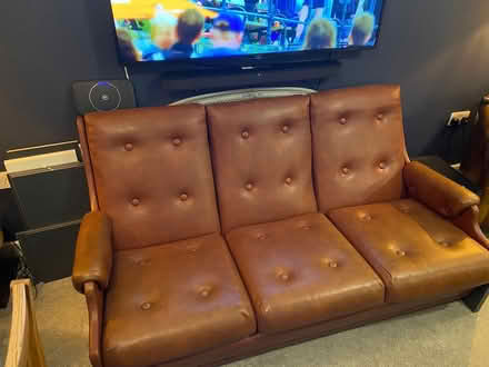 Photo of free Leather sofa (Wryth Lane carshalton) #3