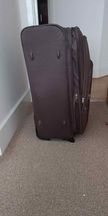 Photo of free Travel suitcase (Lion Gate TW9) #2