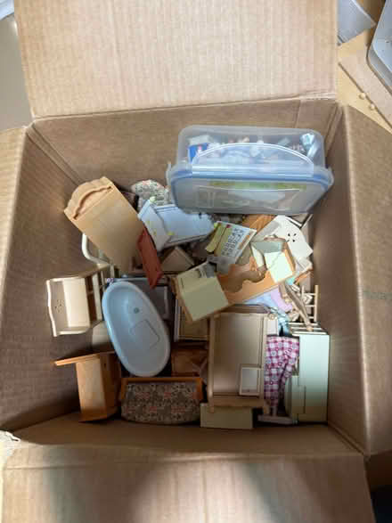 Photo of free Dolls house (Rockwell Green TA21) #2