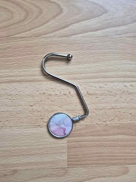 Photo of free Table bag holder (HA7) #1