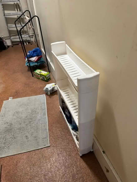 Photo of free Bathroom caddy stand (E5) #2