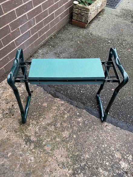 Photo of free Garden kneeling stool (Glyn Ceiriog) #1