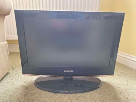Photo of free Samsung tv (Ulverley Green B92) #1