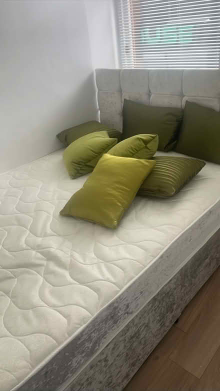 Photo of free Double bed Paisley (Paisley) #1