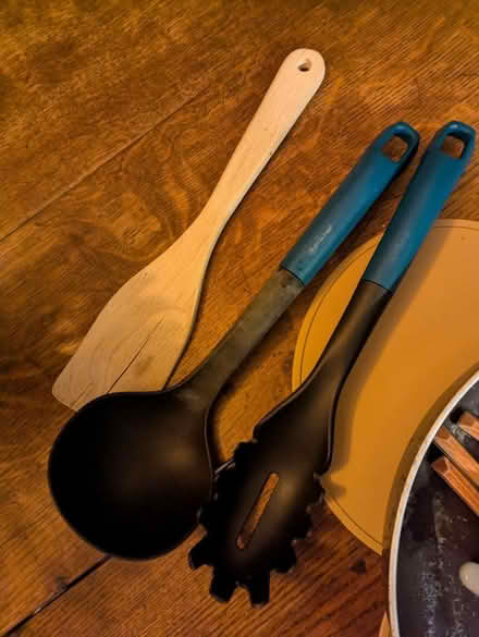 Photo of free Pan and cutlery (Richmond, TW9) #1