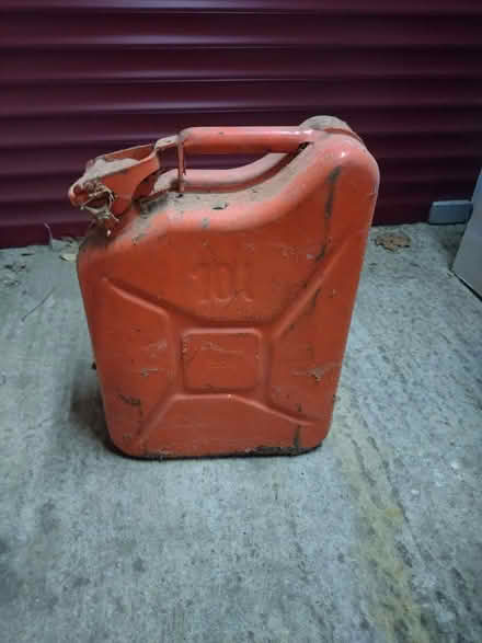 Photo of free Jerry can (Old Town SG1) #1
