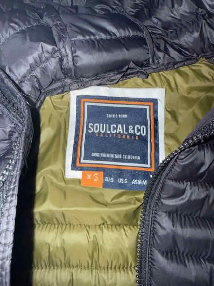 Photo of free Men’s black coat small (Common Edge FY4) #2