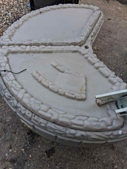 Photo of free Sand / water table (Hitchin SG4) #1