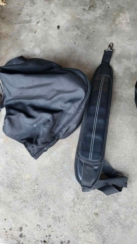 Photo of free Golf bag (Montrose DD10) #3