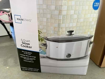 Photo of free Insert crock for Slow cooker (Sunnyvale near Wolfe and Reed) #1