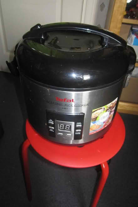 Photo of free Rice cooker (KT17 Epsom) #1