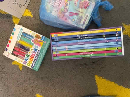Photo of free Girls items (age 2-4) (Leytonstone E11) #3