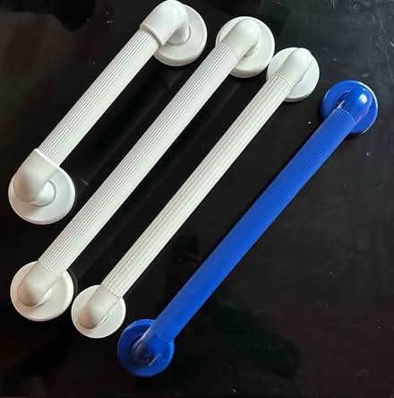 Photo of free Grab bars (Freeland OX29) #1