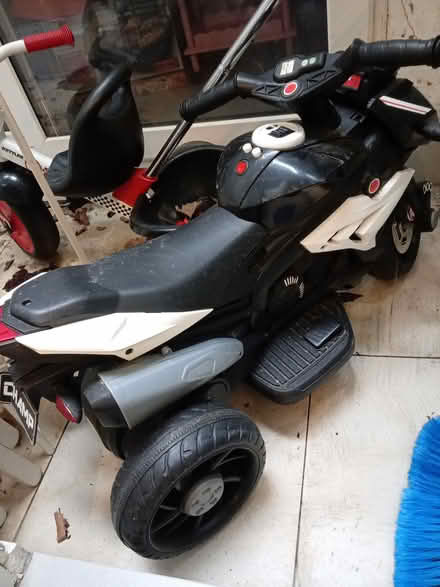Photo of free Champ kids motorbike (no charger) (Richmond TW9) #2