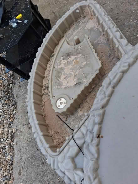 Photo of free Sand / water table (Hitchin SG4) #3